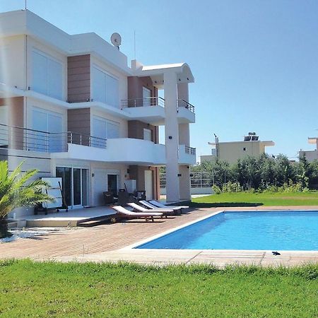 Lovely Home In Preveza With Outdoor Swimming Pool Κανάλι Εξωτερικό φωτογραφία