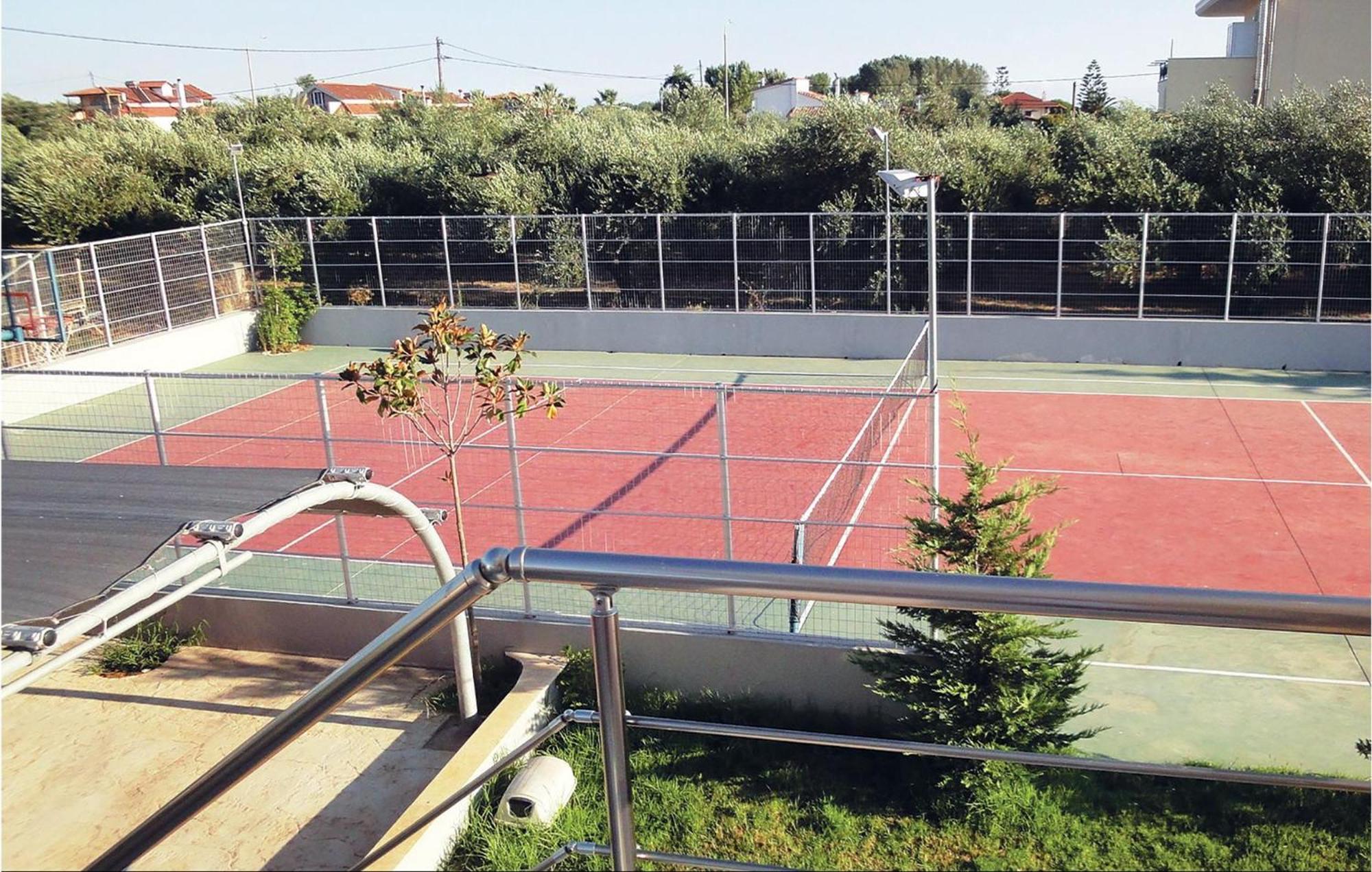 Lovely Home In Preveza With Outdoor Swimming Pool Κανάλι Εξωτερικό φωτογραφία