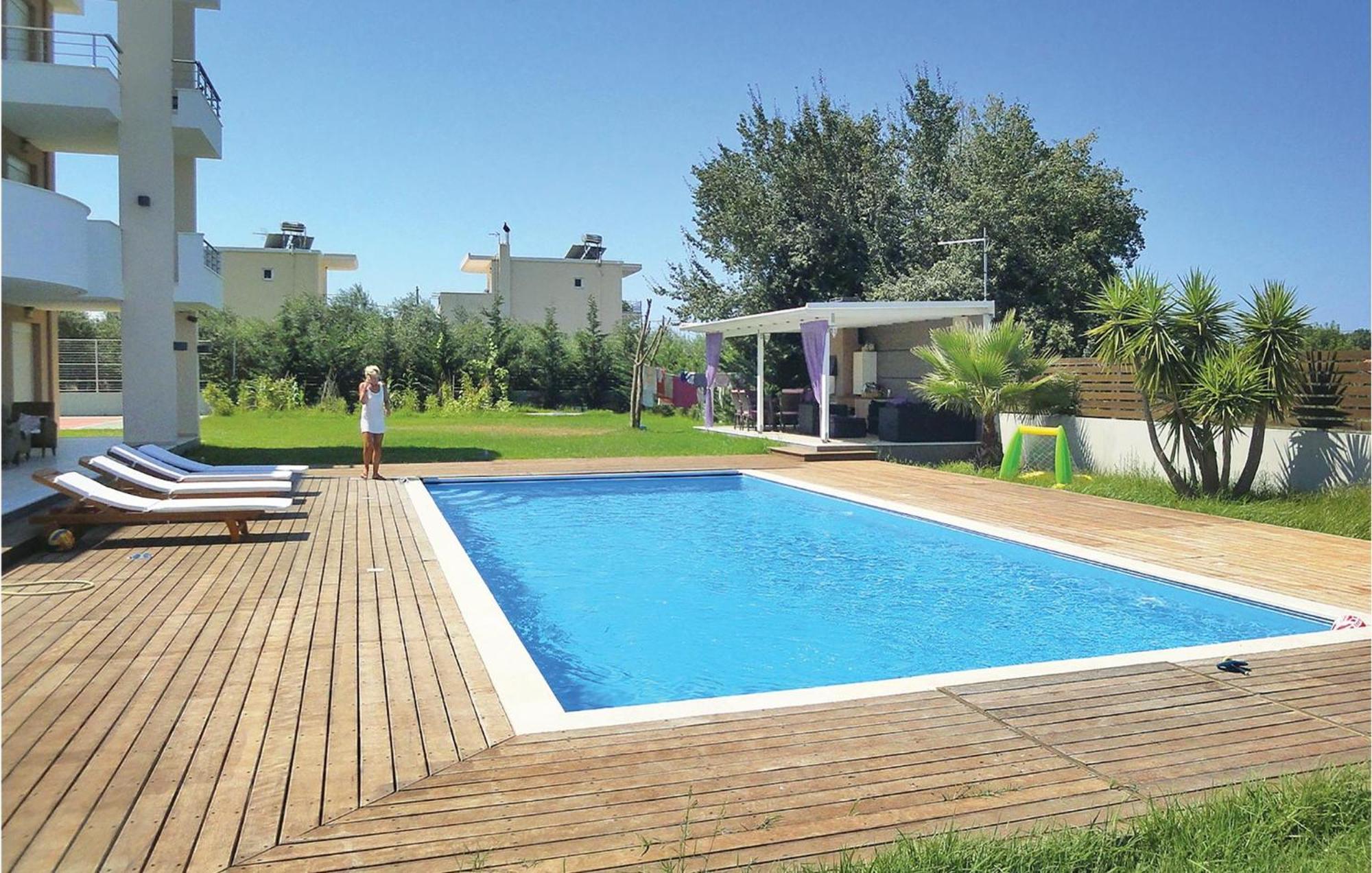 Lovely Home In Preveza With Outdoor Swimming Pool Κανάλι Εξωτερικό φωτογραφία